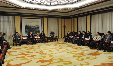 clip_image001.jpg http://news.scu.edu.cn/news2012/rootimages/2015/11/20/1443489029328058-1443489029331191.jpg